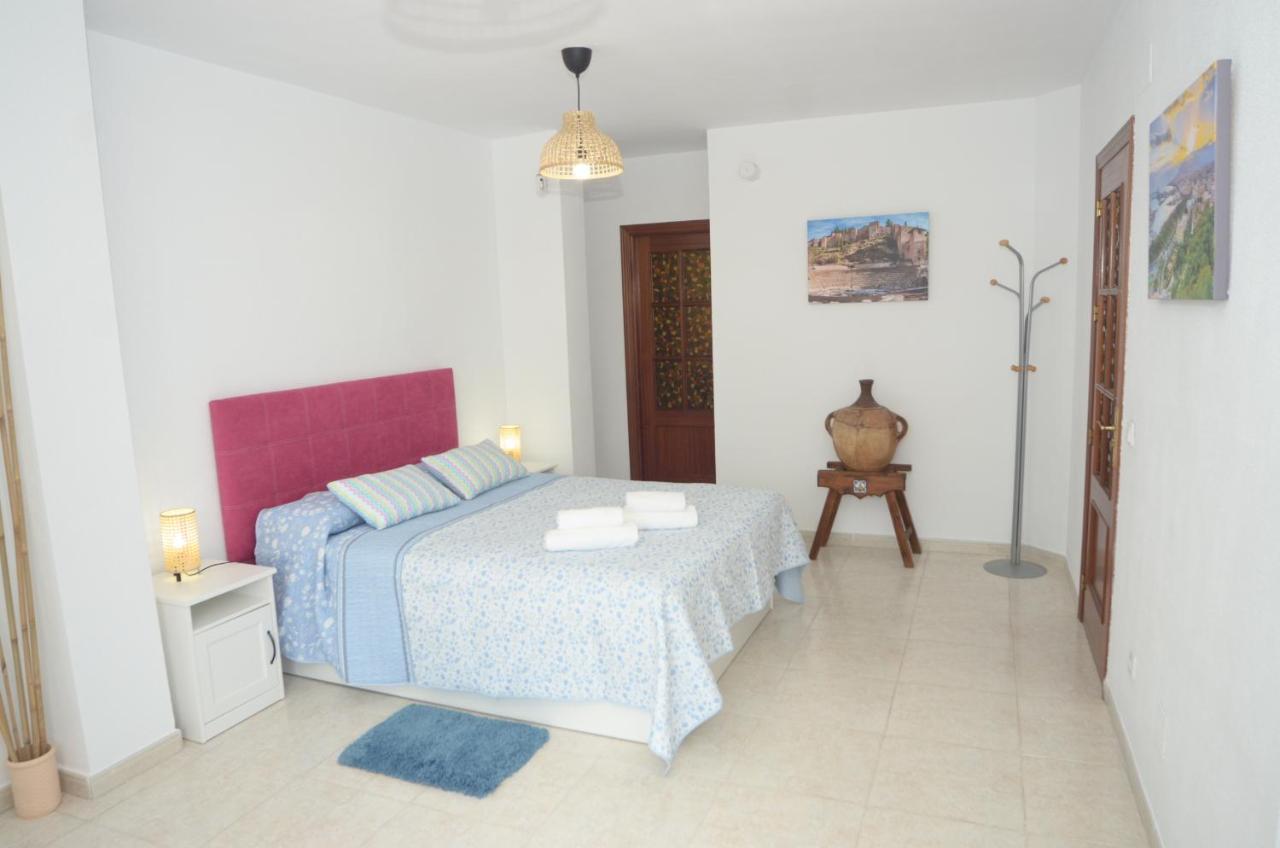 Habitacion Grande Con Terraza Privada, Malaga Centro 외부 사진
